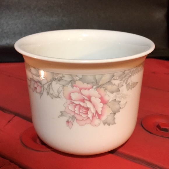💗Vintage Cache Pot💗 - Picture 4 of 5